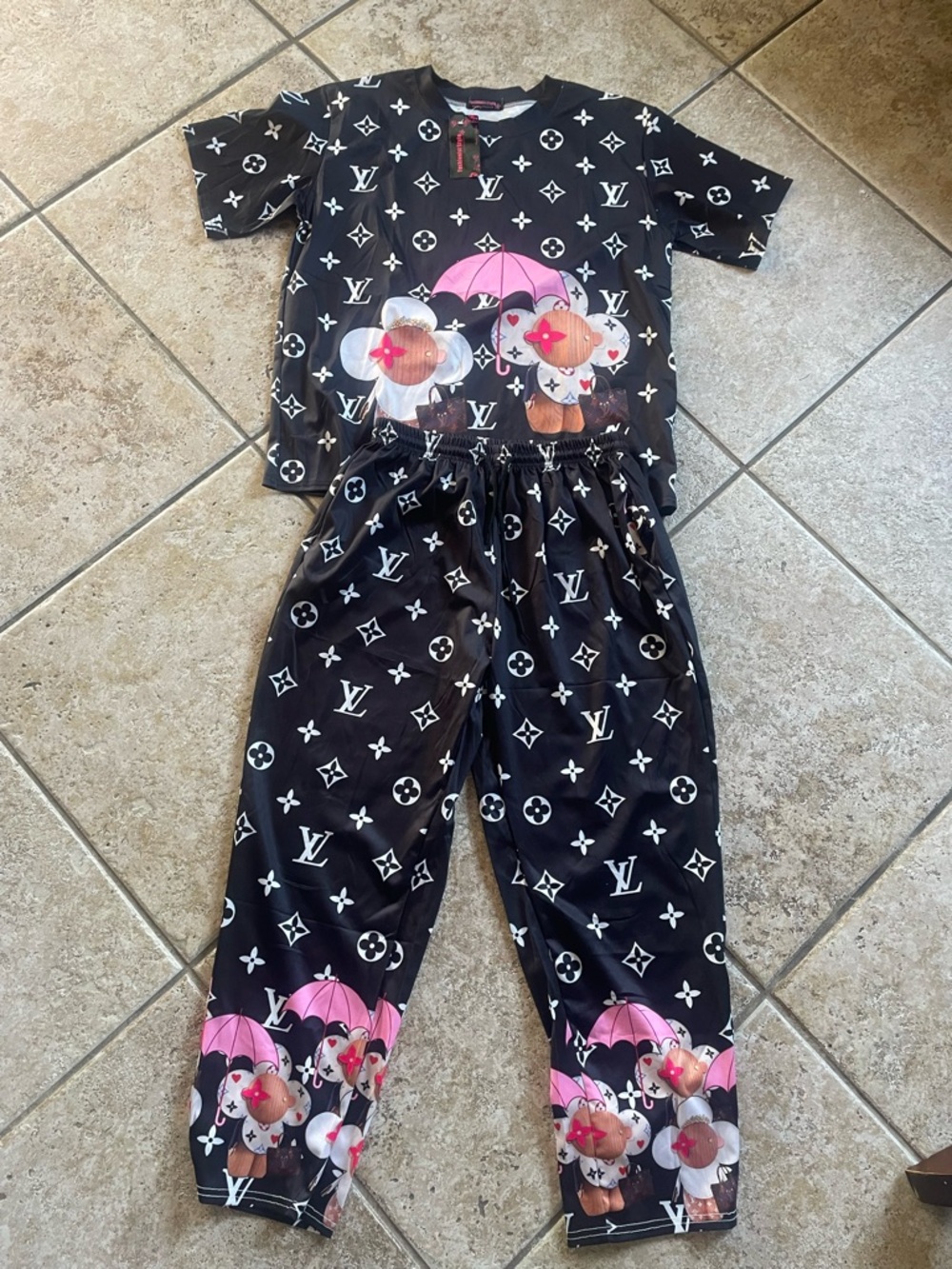 Black & Pink Floral Lounge Set - Women